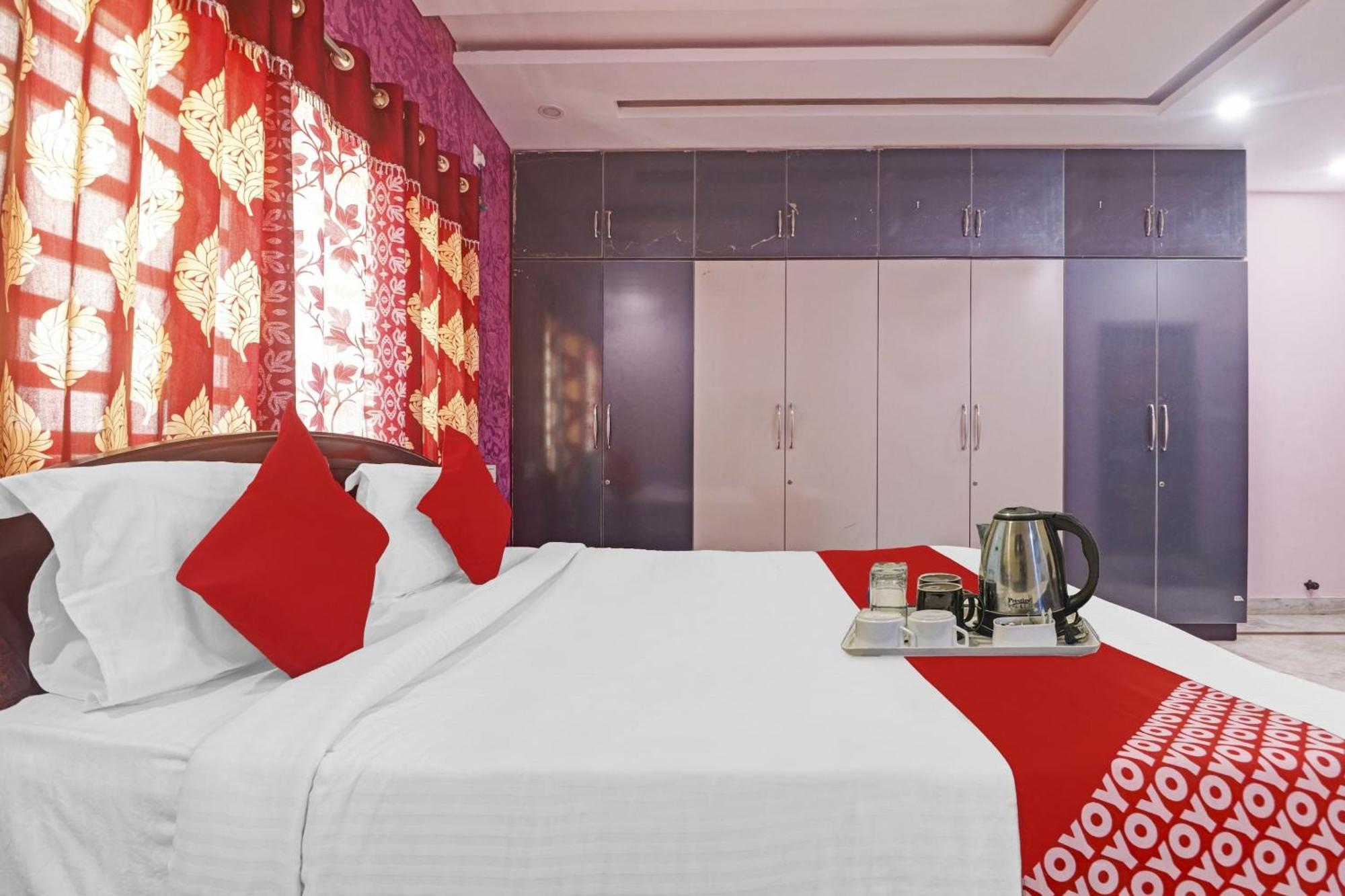 Haidar Sahibguda Hotel O Royal Stay Near Mantra Mall מראה חיצוני תמונה